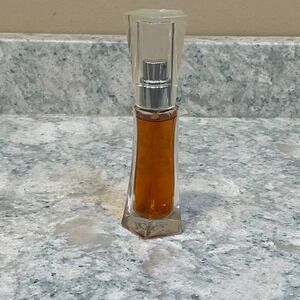 Celine Dion Perfume Enchanting 0.5oz Amber Floral EDP Spray Geometric Bottle